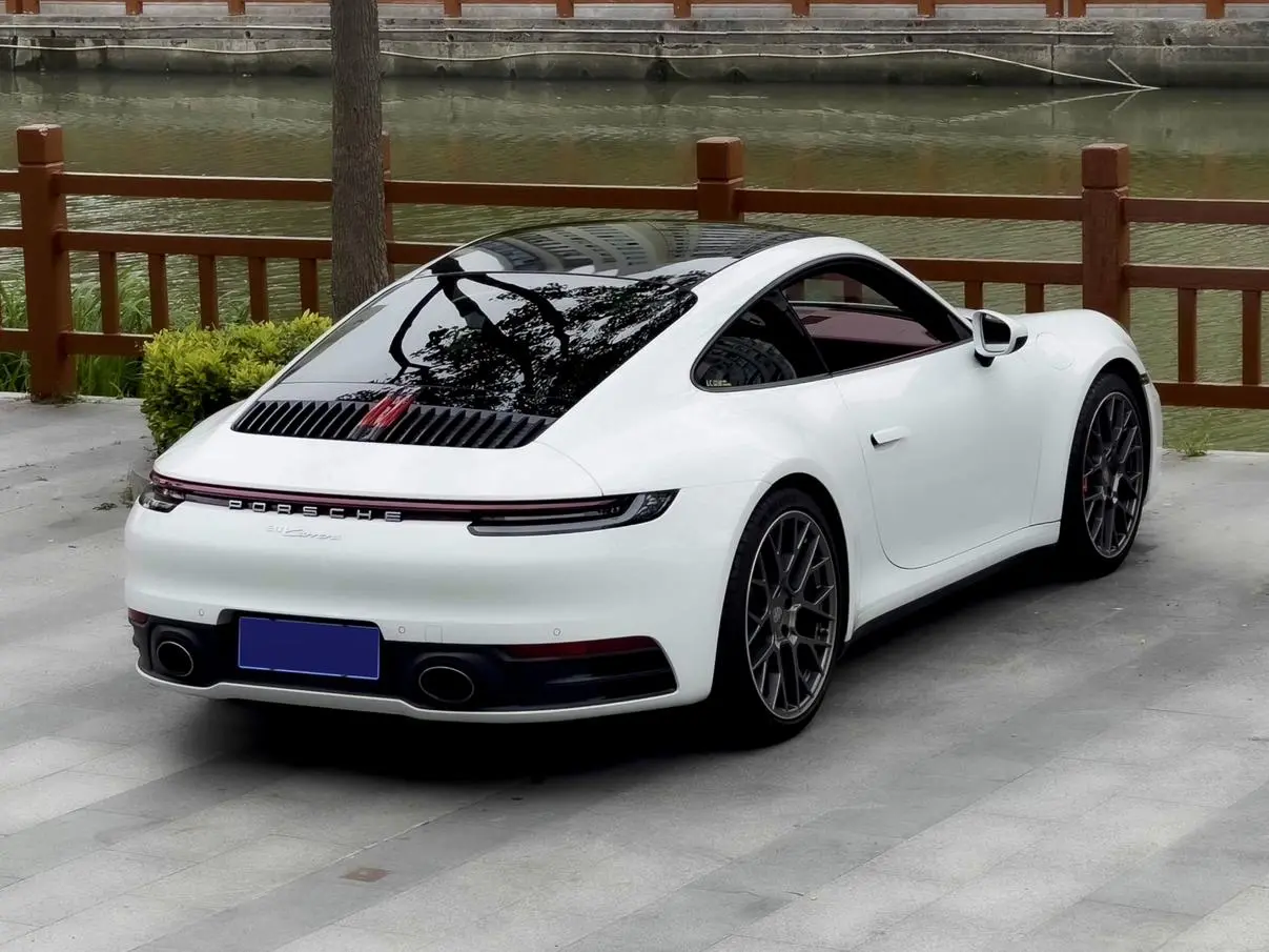 Porsche 911 2022 Carrera 3.0T