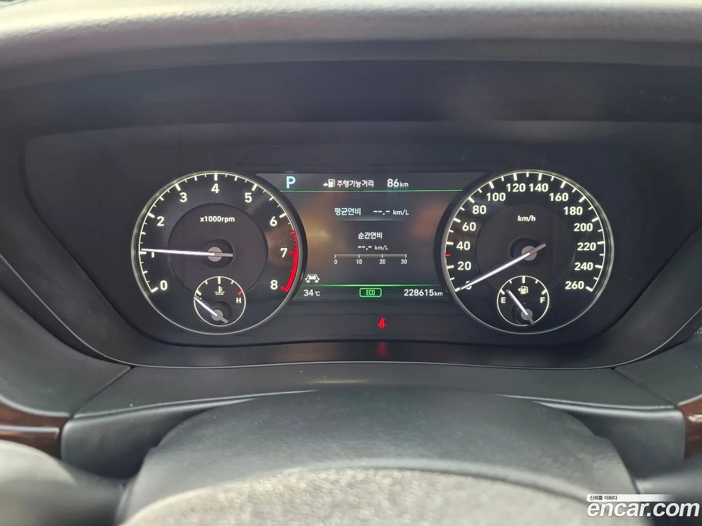 Genesis EQ900 3.8 GDI