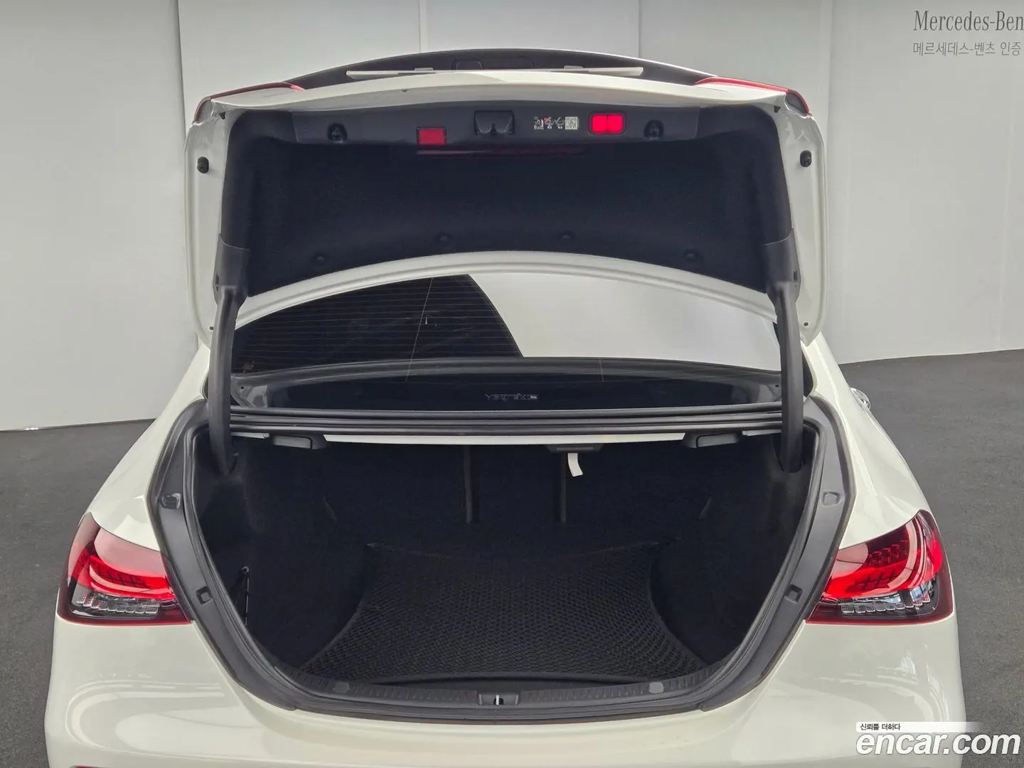 Mercedes-Benz E-Class E250 AMG Line