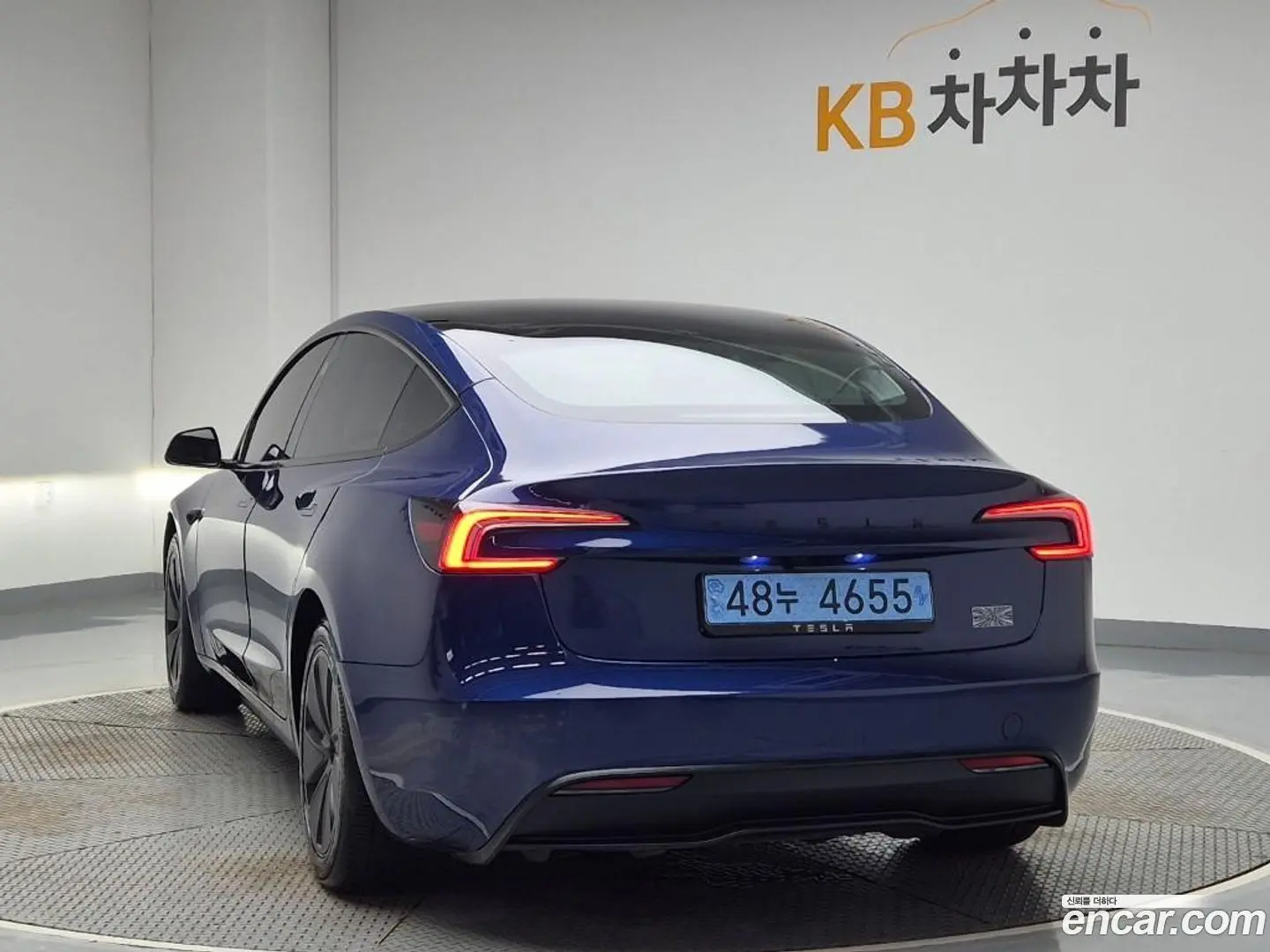 Tesla Model 3 RWD