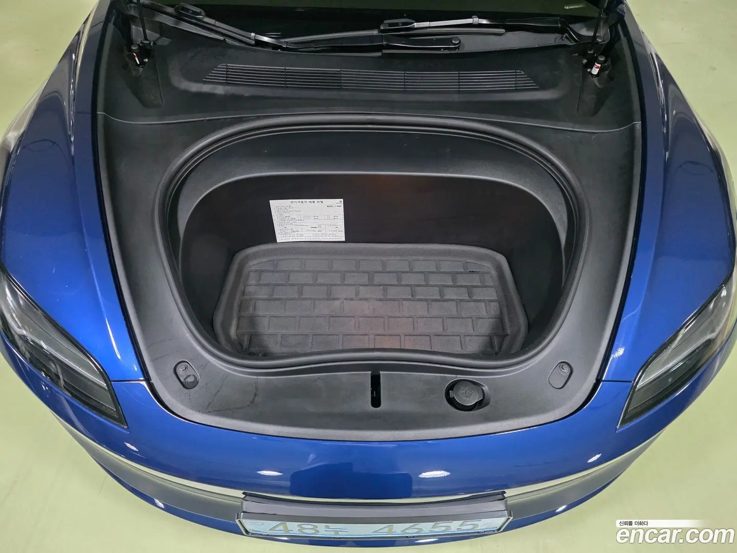 Tesla Model 3 RWD