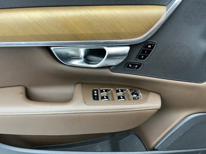 Volvo S90 PHEV 2020 2.0T T8 E-drive Hybrid Zhiyi Luxury Edition