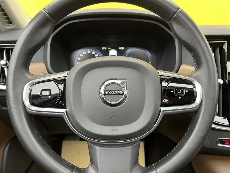 Volvo S90 PHEV 2020 2.0T T8 E-drive Hybrid Zhiyi Luxury Edition