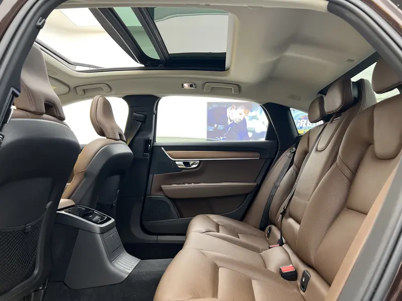Volvo S90 PHEV 2020 2.0T T8 E-drive Hybrid Zhiyi Luxury Edition