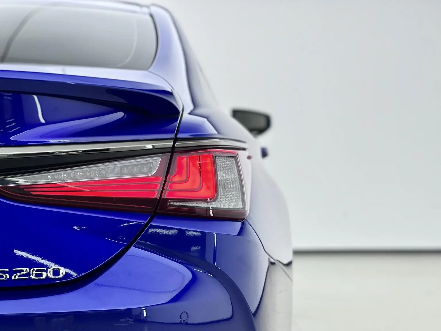 Lexus ES 2018 260 F SPORT China V