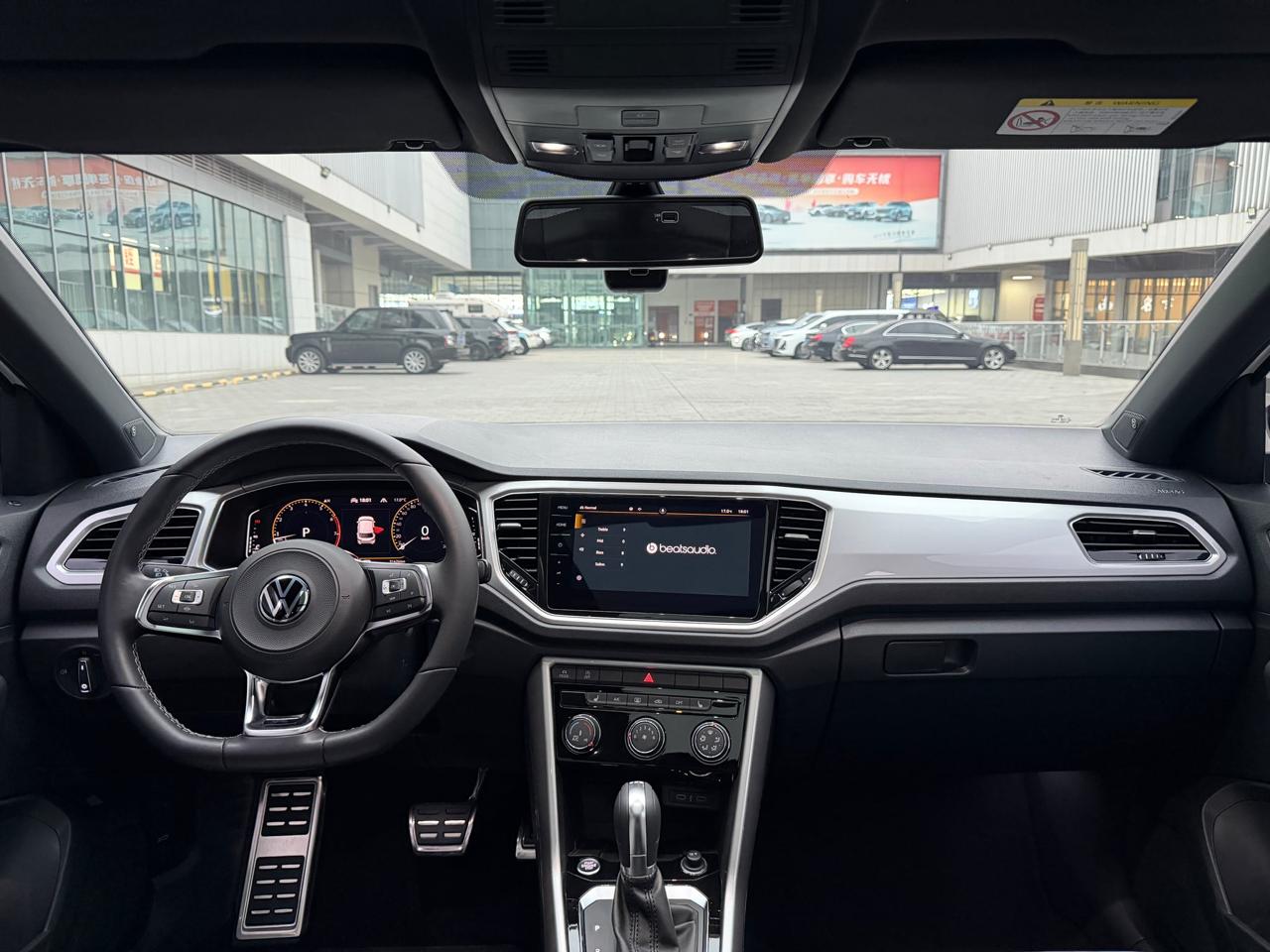 Volkswagen T-ROC R-line