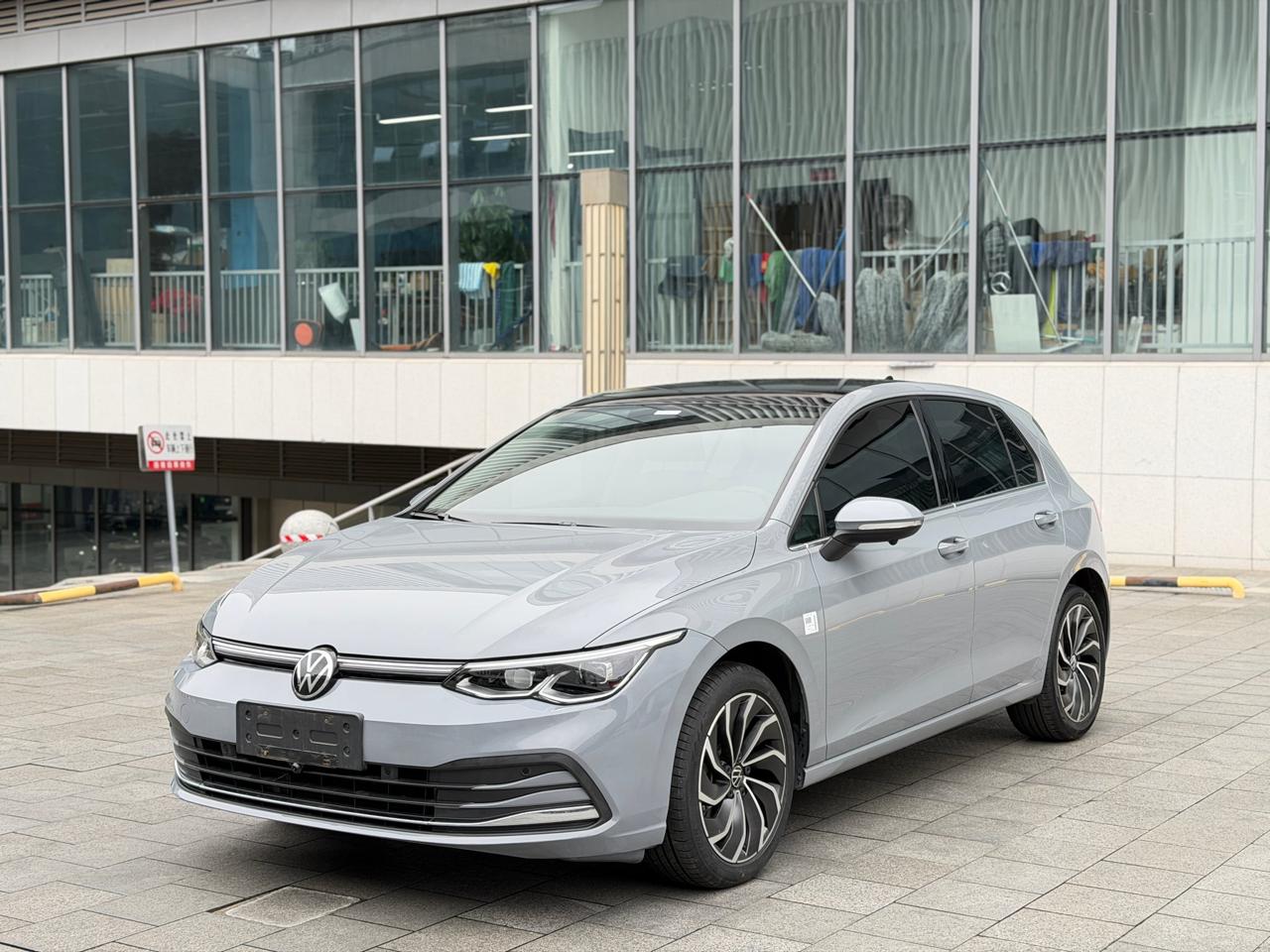 Volkswagen Golf Pro
