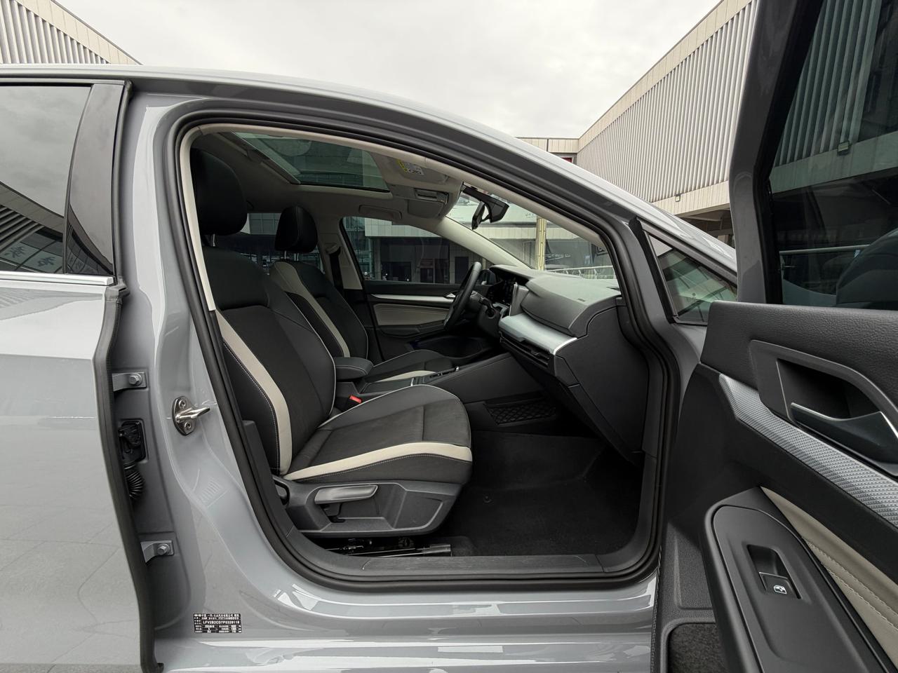 Volkswagen Golf Pro