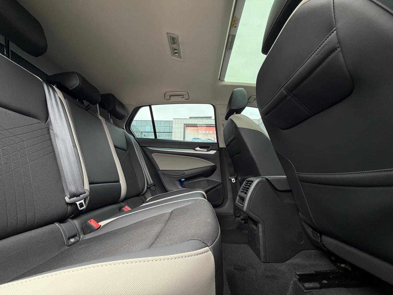 Volkswagen Golf Pro