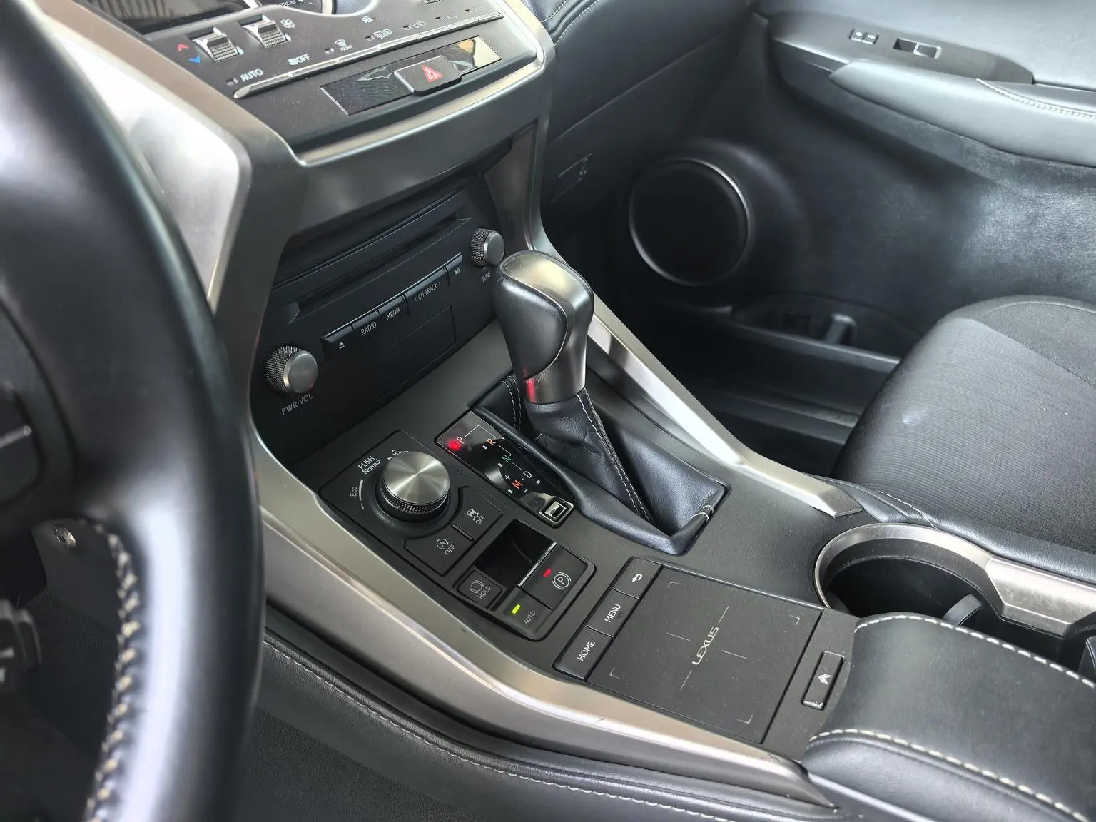 Lexus NX 2020 200 FWD China VI