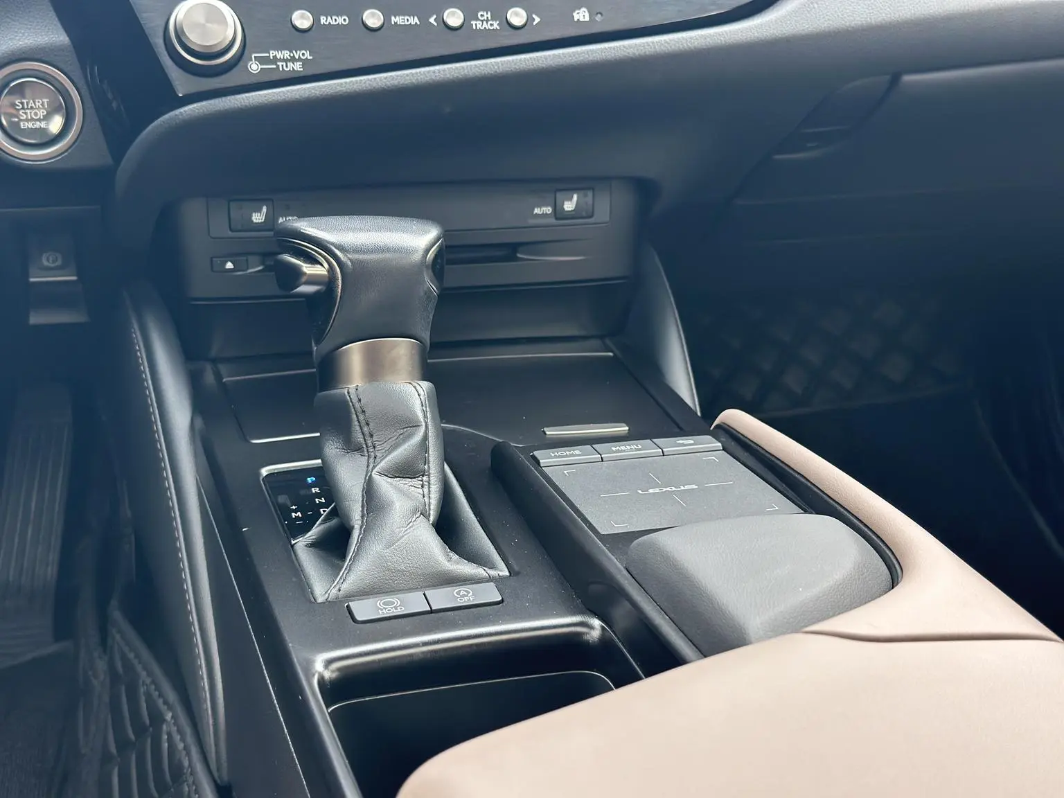 Lexus ES 2021 200 Excellence