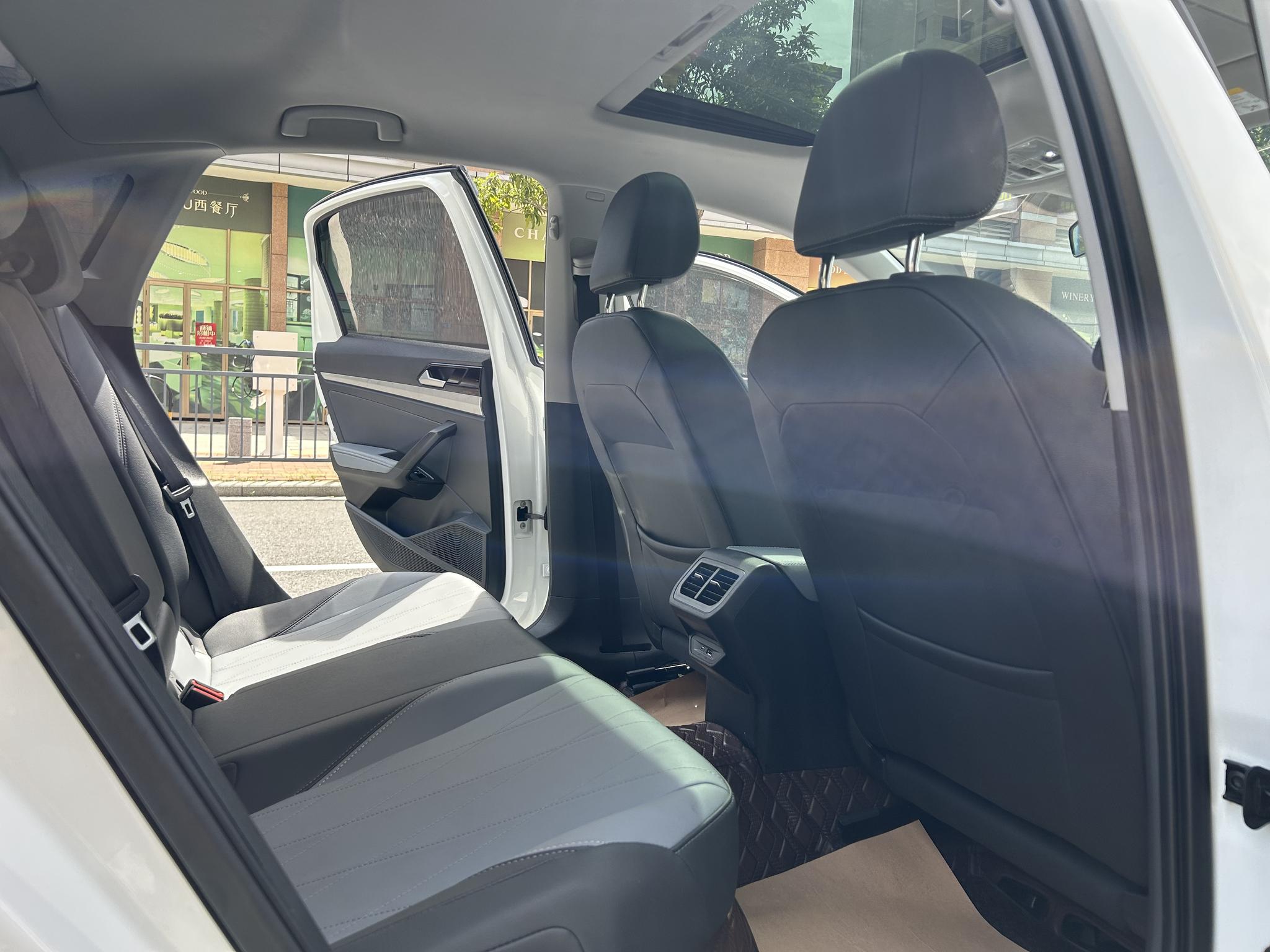 Volkswagen Lavida 2024 1.5L Auto Star 5
