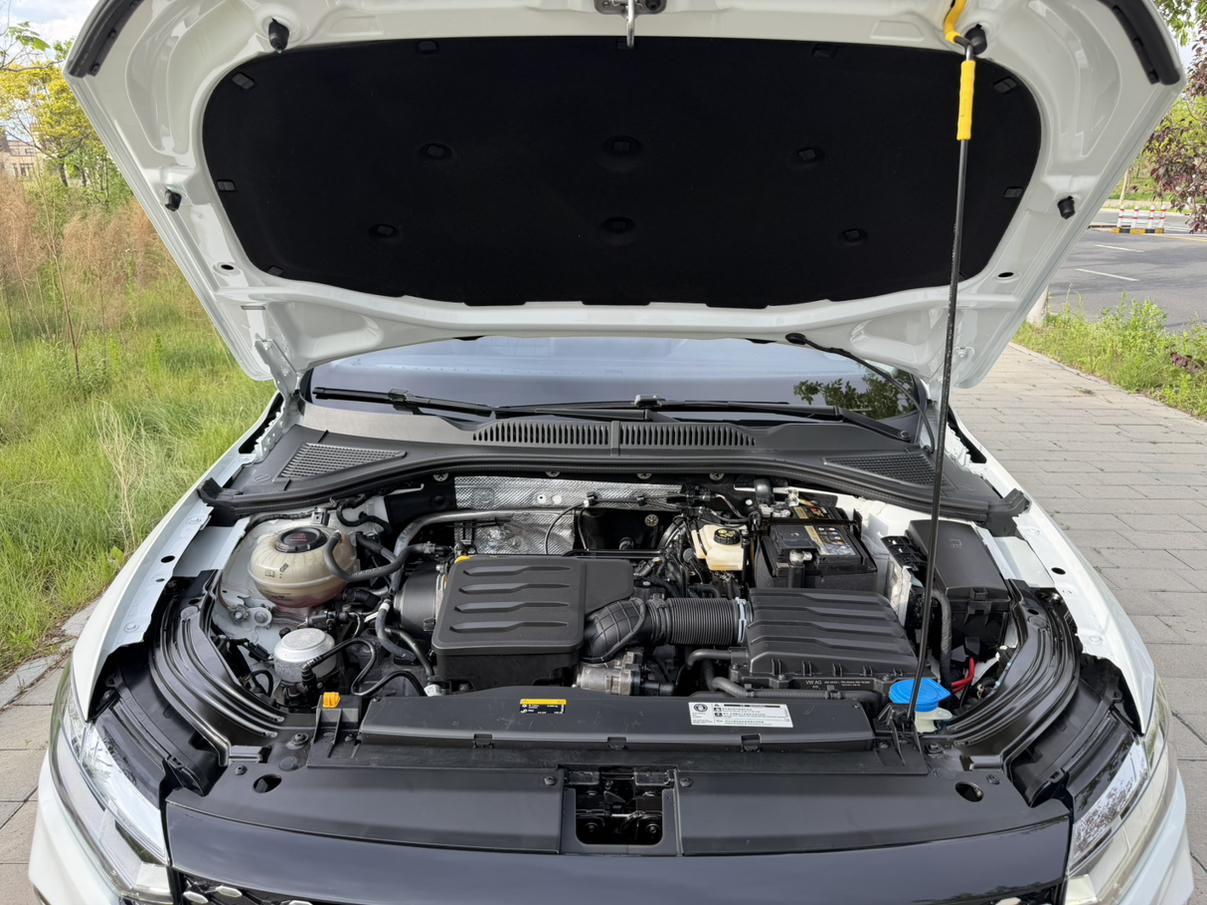 Volkswagen Lavida 2023 Facelift 1.5L Auto Star 5