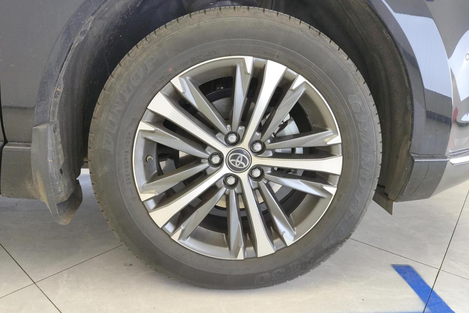 Toyota 2023 2.0L CVT 2WD Luxury