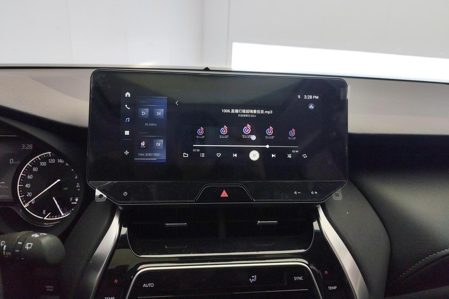 Toyota 2023 2.0L CVT 2WD Luxury