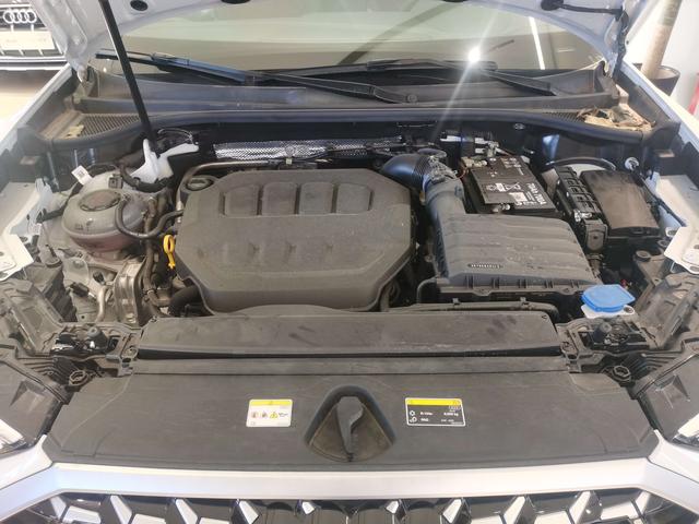 Audi Q3 2024 40 TFSI Dynamic Fashion