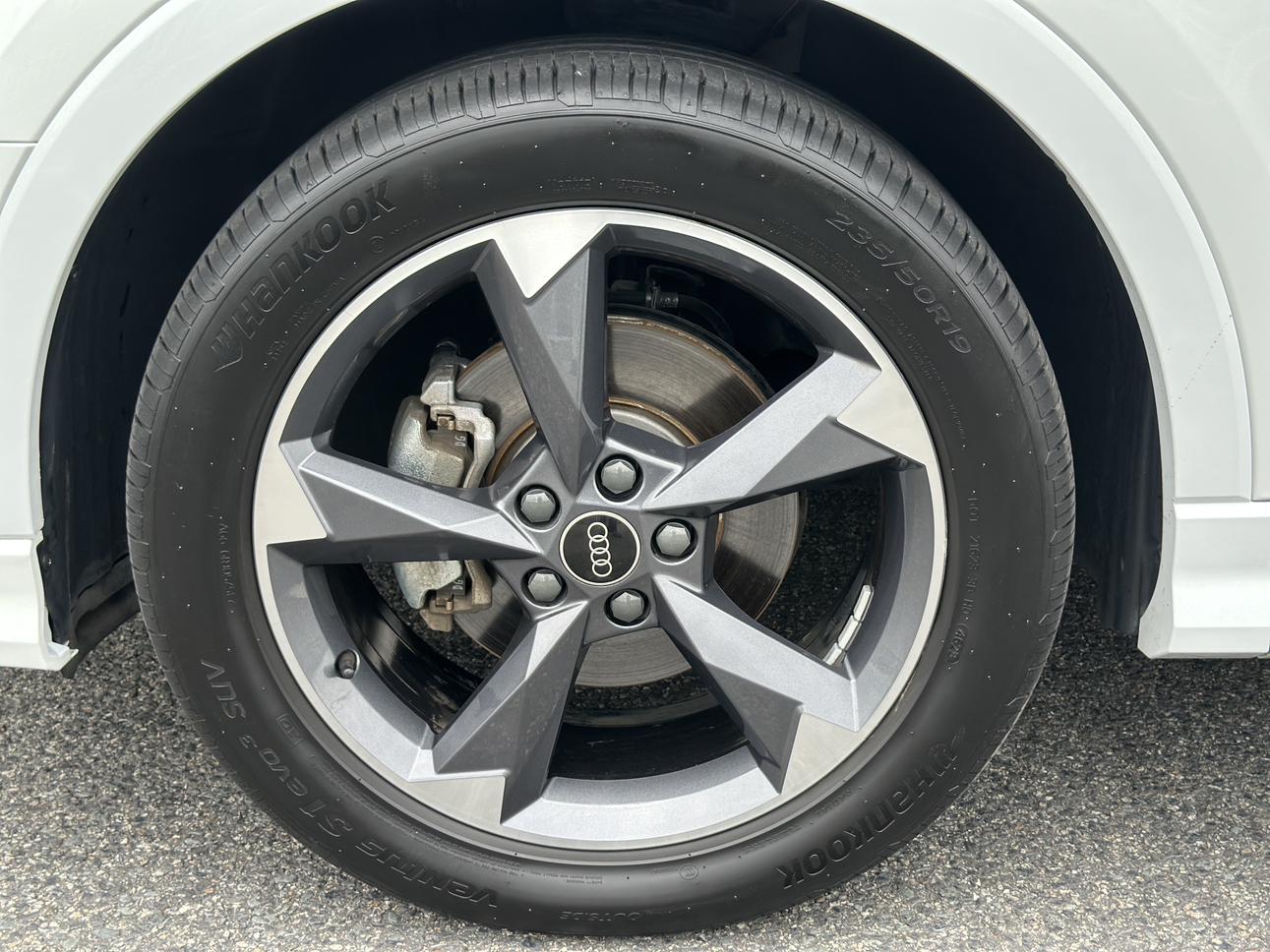 Audi Q3 2024 35 TFSI RS Package Speed