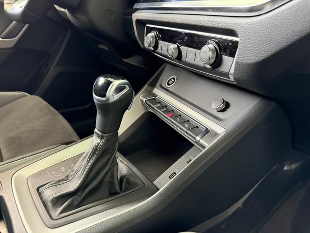 Audi Q3 2021 35 TFSI Dynamic Fashion