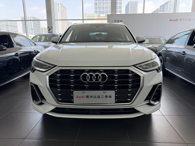 Audi Q3 2021 35 TFSI Dynamic Fashion