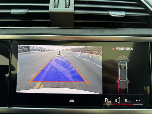 Audi Q3 2023 35 TFSI Dynamic Fashion