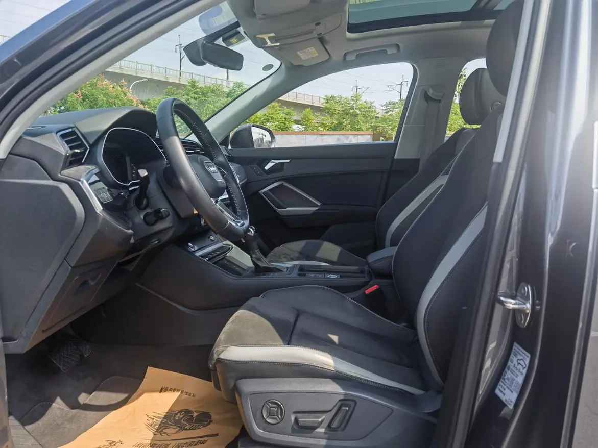 Audi Q3 2022 35 TFSI Progressive Dynamic