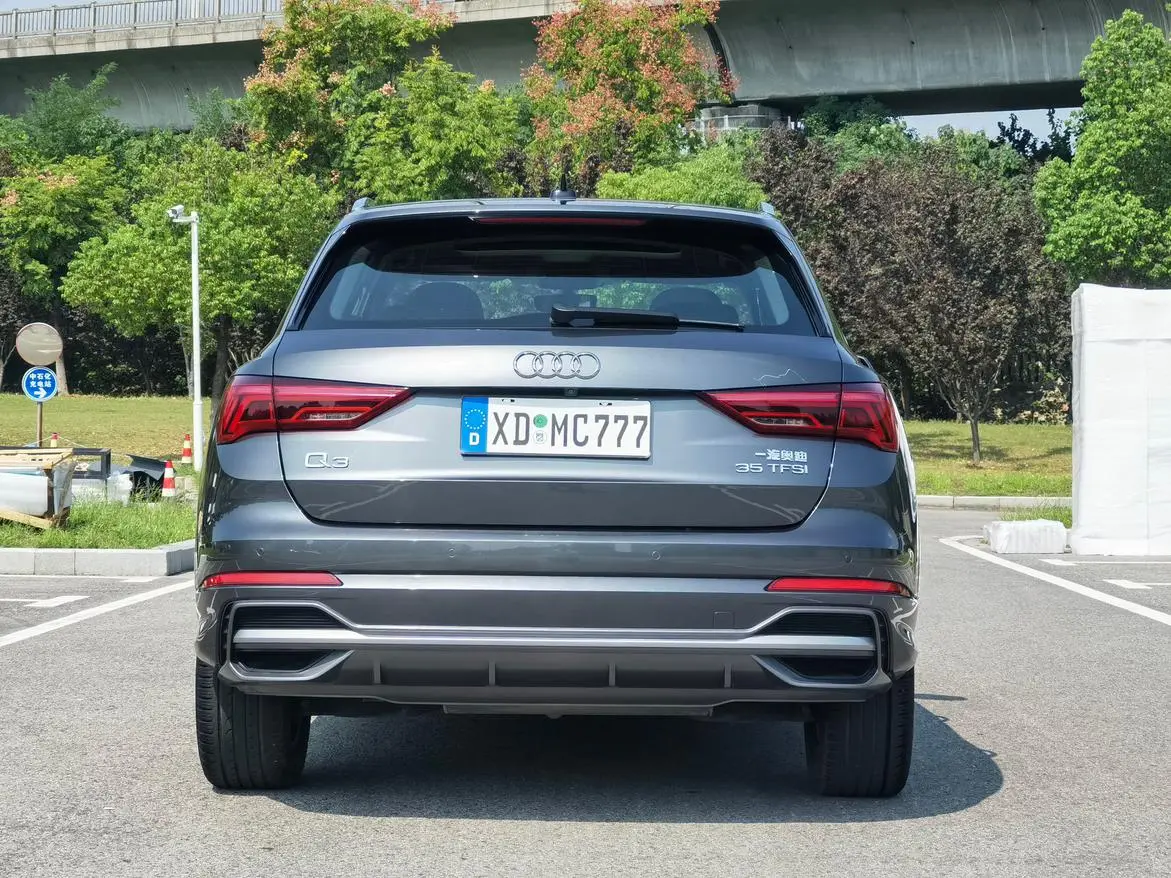 Audi Q3 2022 35 TFSI Progressive Dynamic