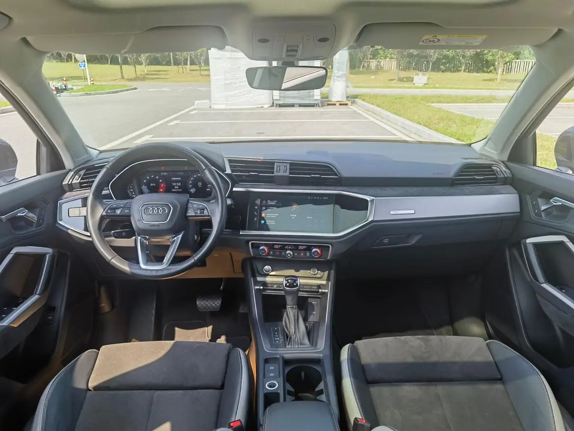 Audi Q3 2022 35 TFSI Progressive Dynamic