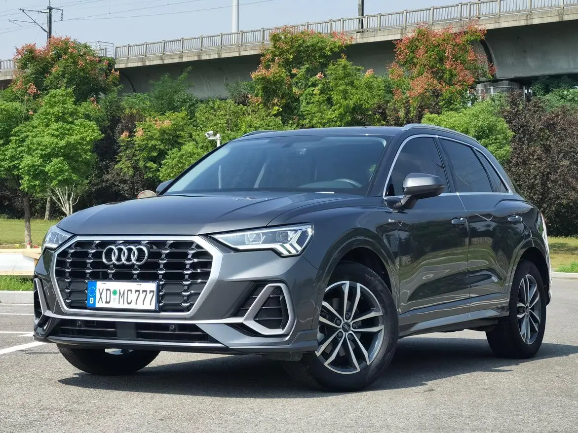 Audi Q3 2022 35 TFSI Progressive Dynamic