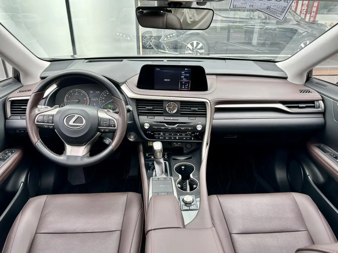 Lexus RX 2020 Facelift 300 4WD Elegant