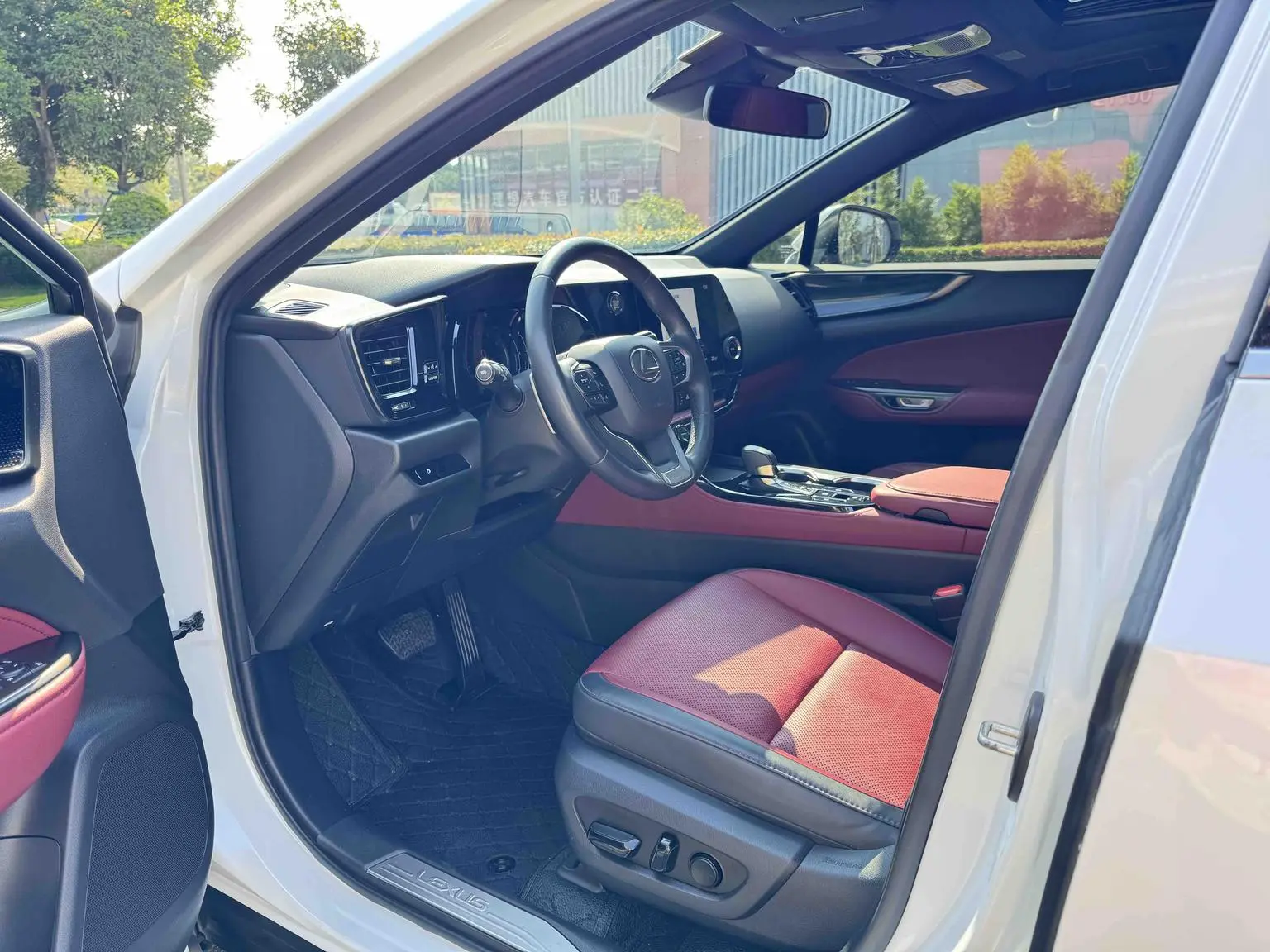 Lexus NX 2023 260 FWD