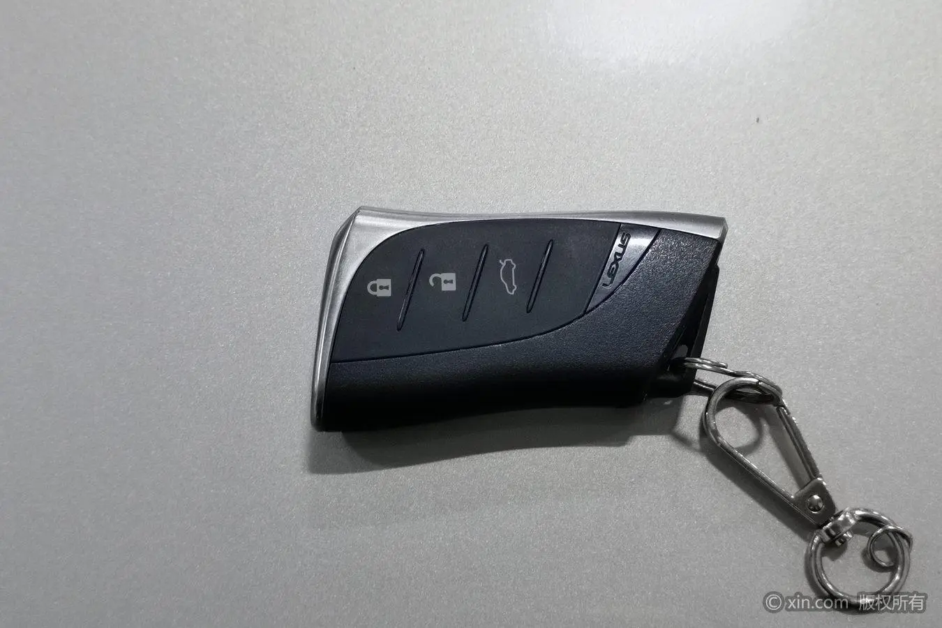 Lexus ES 2018 260 Excellence China VI