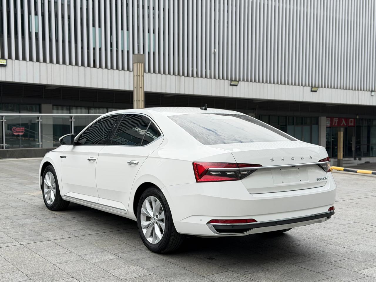 Skoda Superb
