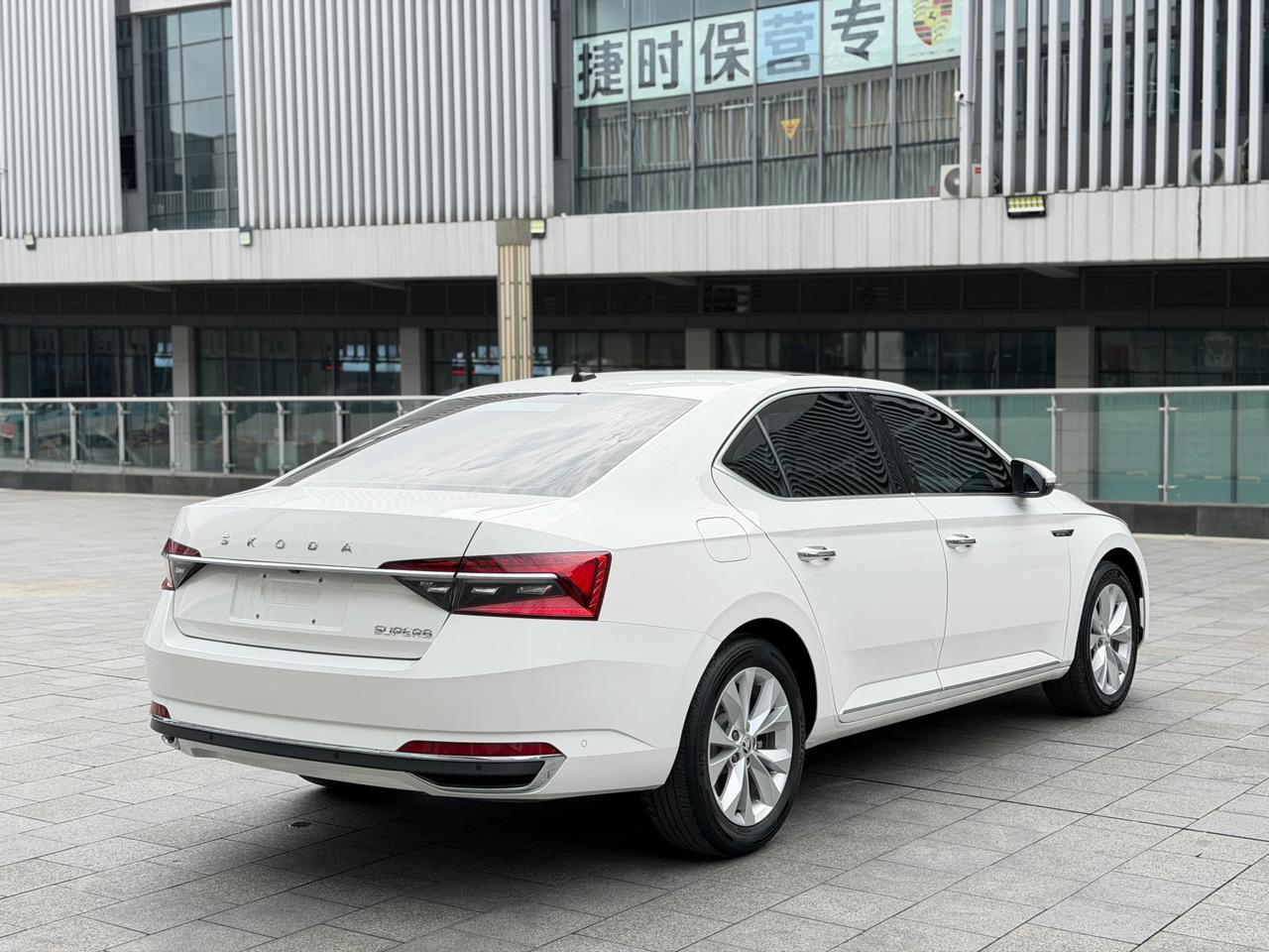 Skoda Superb