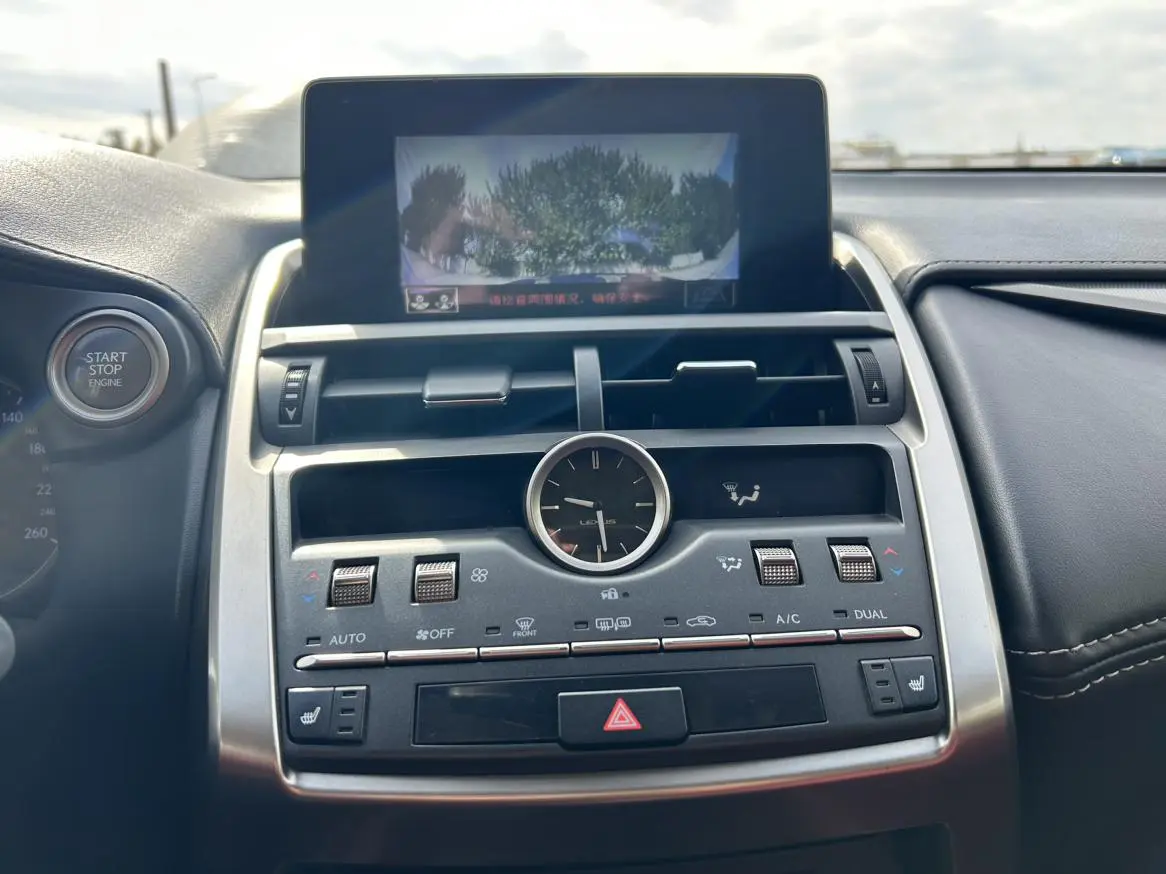 Lexus NX 2018 200 China VI