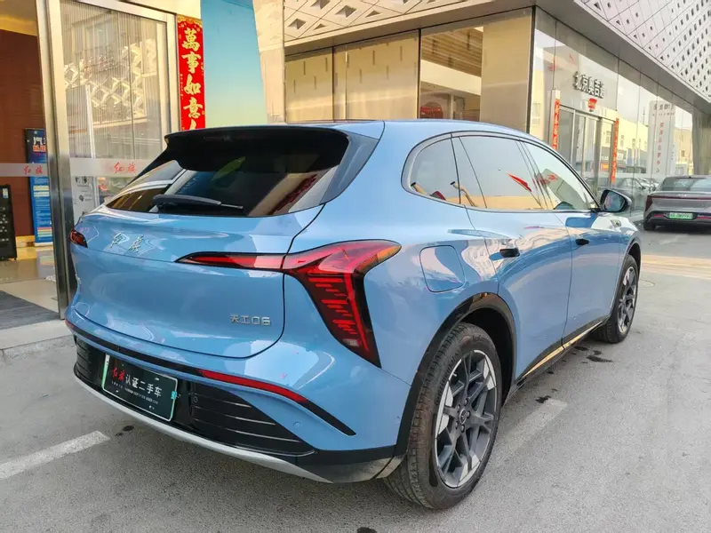 Hongqi Tiangong 06 2025 660 four-wheel drive intelligent version