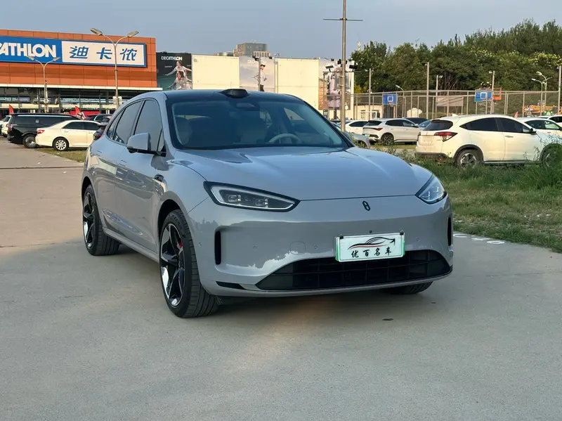Wenjie M5 2024 extended range Max RS four-wheel drive high-end smart driving version