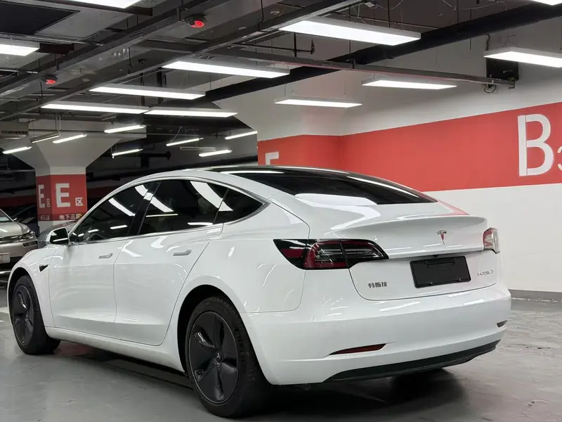 Model 3 2020 Standard Range Rear Drive Upgraded Version