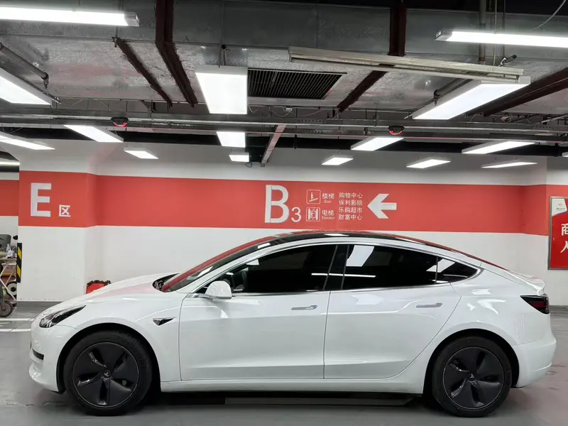 Model 3 2020 Standard Range Rear Drive Upgraded Version