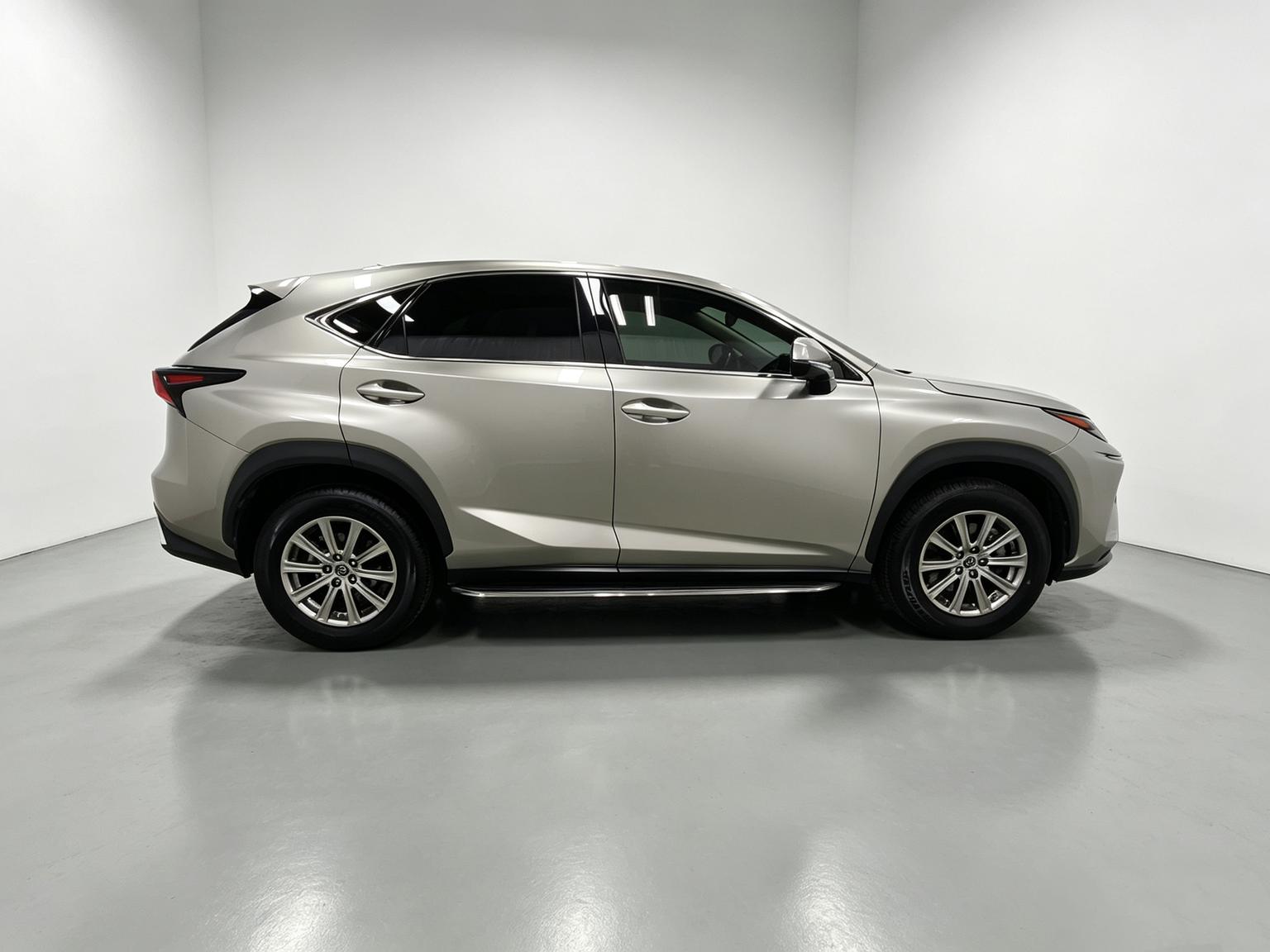 Lexus NX 2018 200 FWD China VI