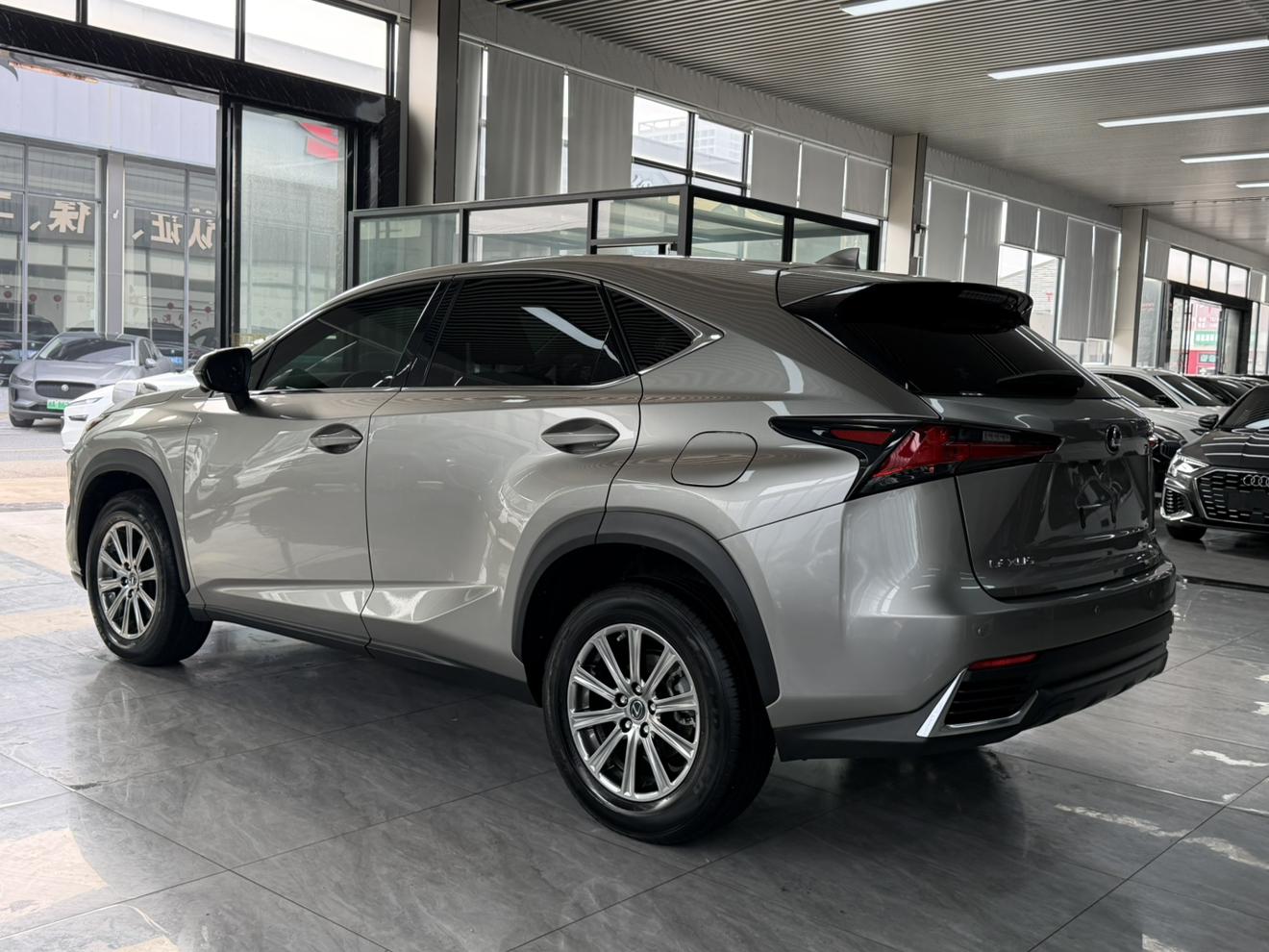 Lexus NX 2020 200 FWD China VI