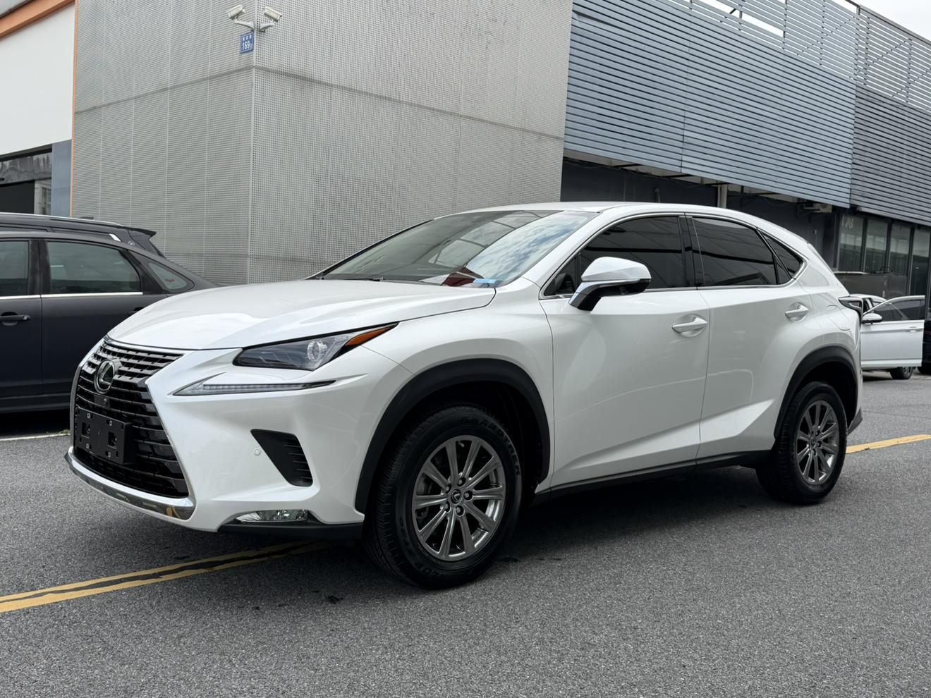 Lexus NX 2020 200 FWD China VI