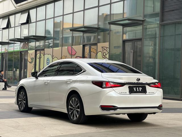 Lexus ES 2022 200 Excellence
