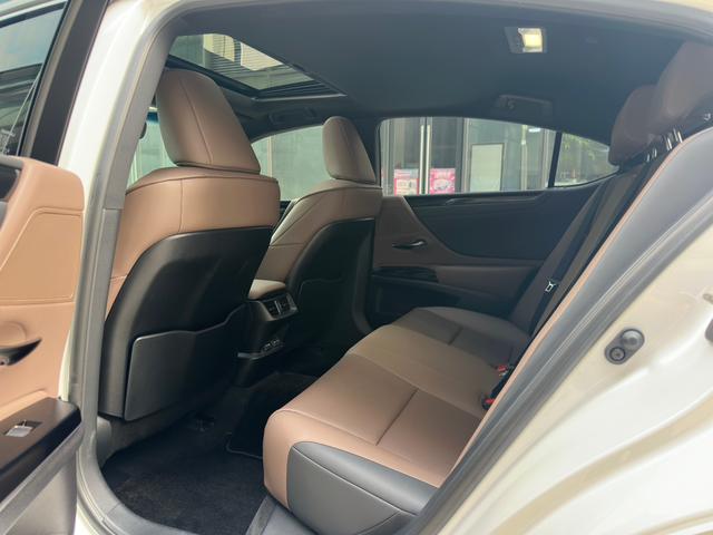 Lexus ES 2022 200 Excellence