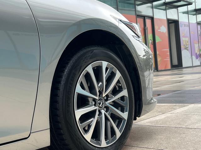 Lexus ES 2022 200 Excellence
