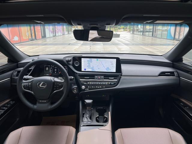 Lexus ES 2022 200 Excellence