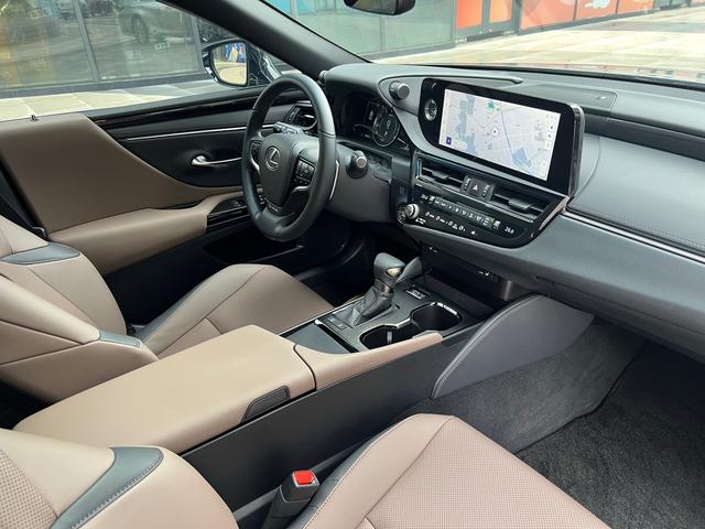 Lexus ES 2022 200 Excellence