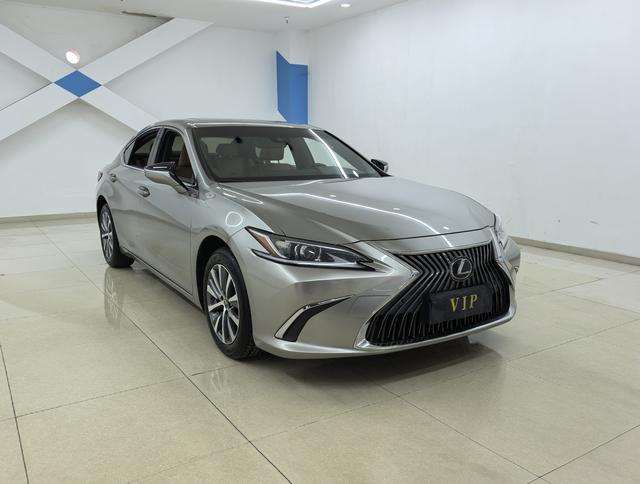 Lexus ES 2021 200 Excellence