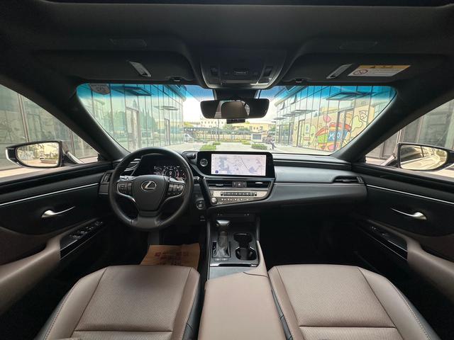 Lexus ES 2022 200 Excellence