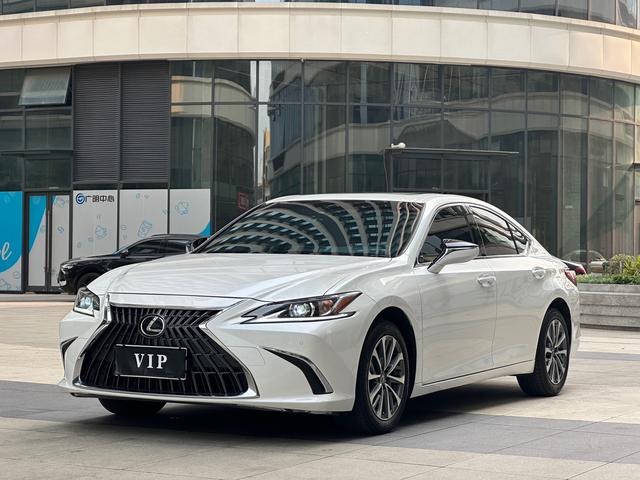 Lexus ES 2022 200 Excellence