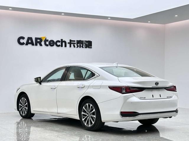 Lexus ES 2022 200 Excellence